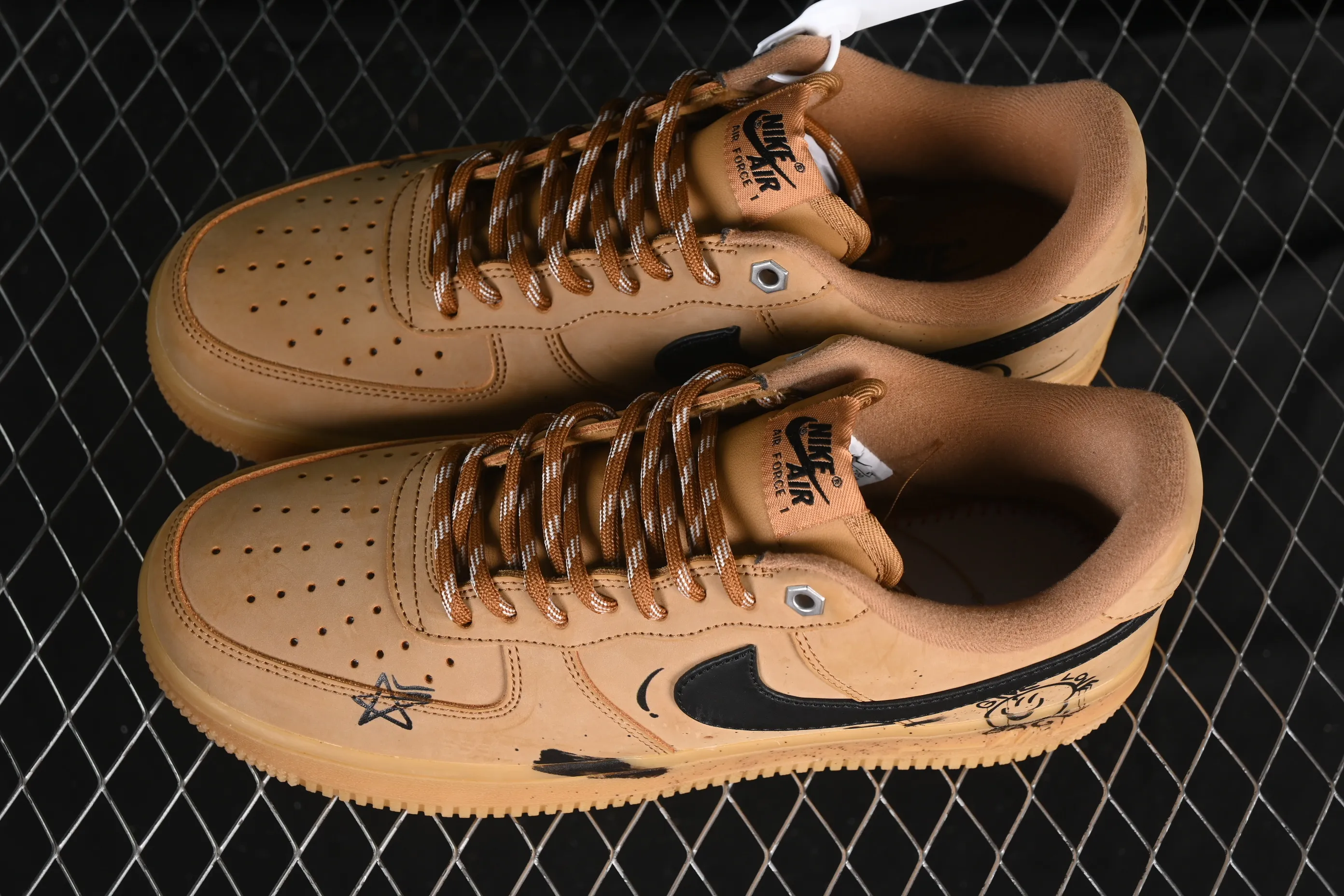 All categories Nk Air Force 1 Air Force series Nk Air Force 1 Low Air Force low top Nike Air Force 1'07 Low Wheat color graffiti Air Force 1 low top casual sneakers CJ9179-700